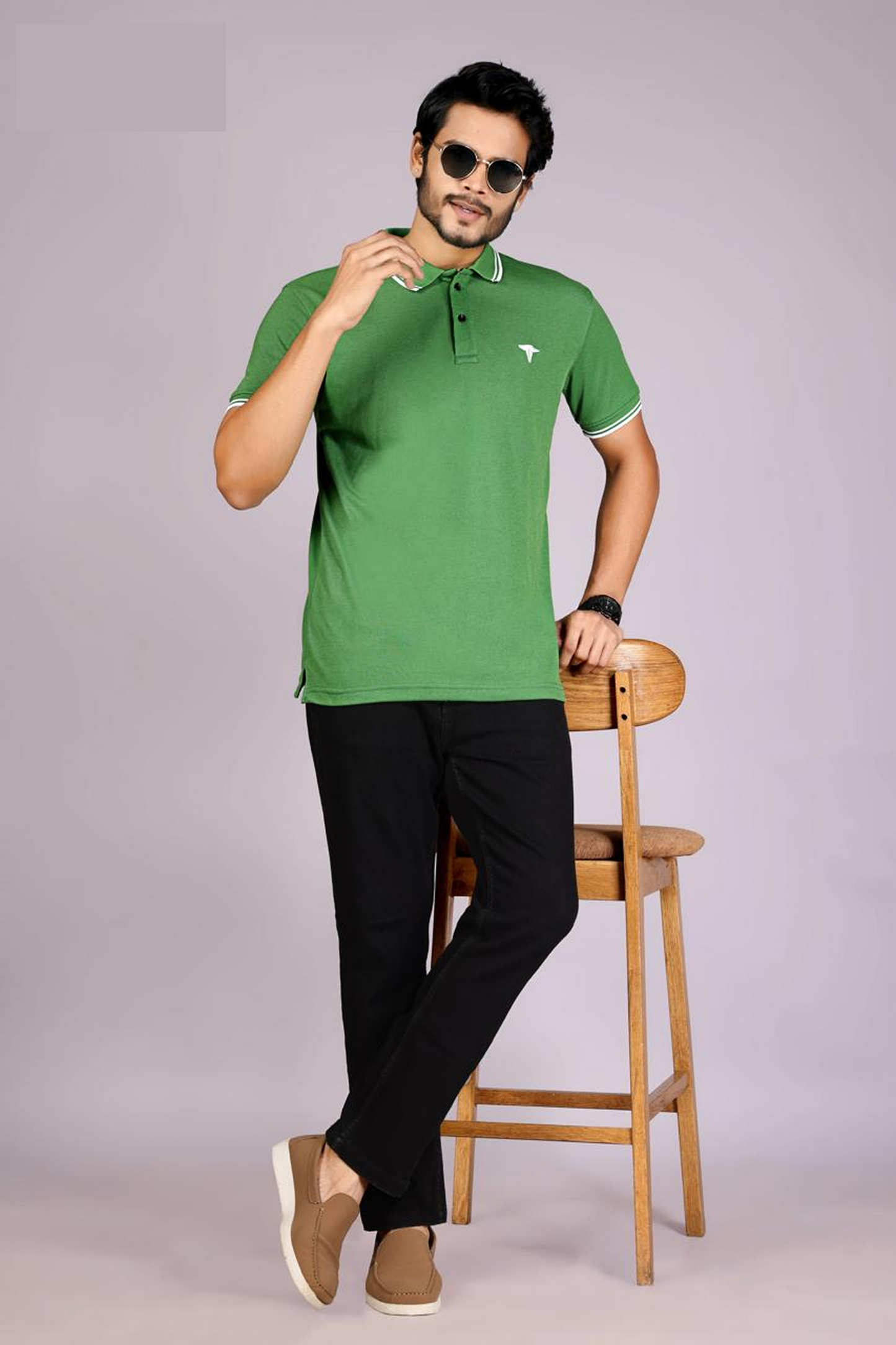 Men's Classic Green Polo T-Shirt with  White Matching Tipping – Casual Wear